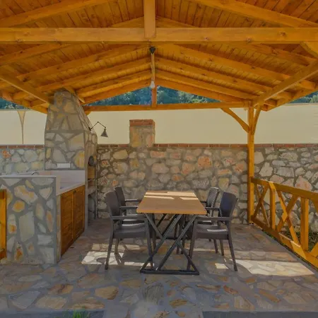 Vila Oryap Villalari