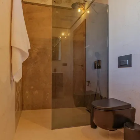 Oryap Villalari Willa *