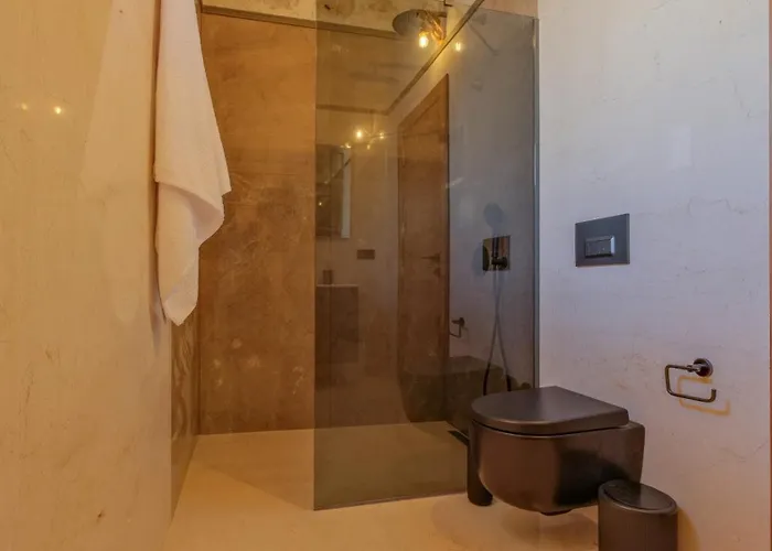 Oryap Villalari Willa *